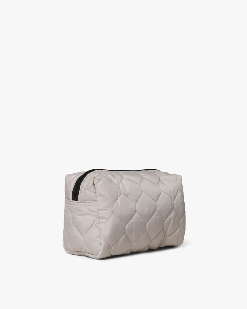 Medium Petal Quilted Necessär