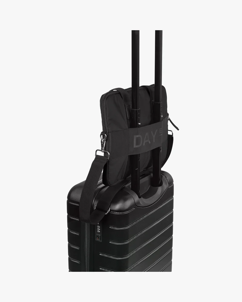 13" Nylon Crossbody Datorväska