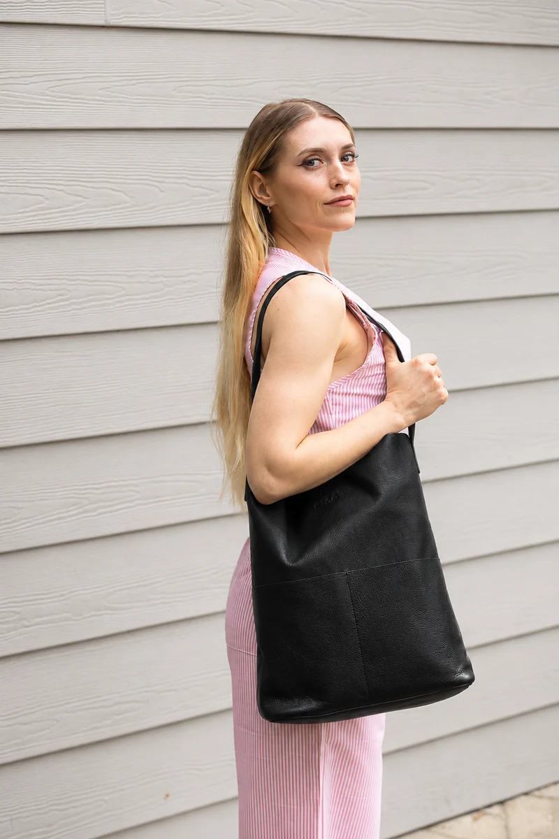 Lila Pocket Tote Black