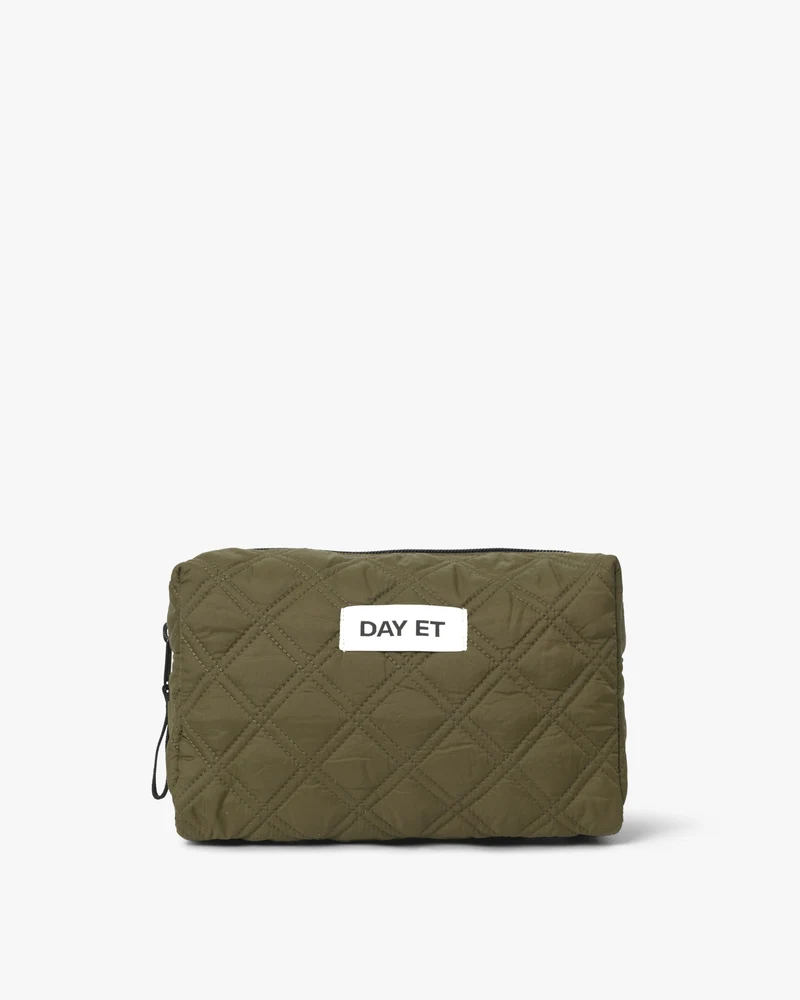 Medium Square Quilt Necessär