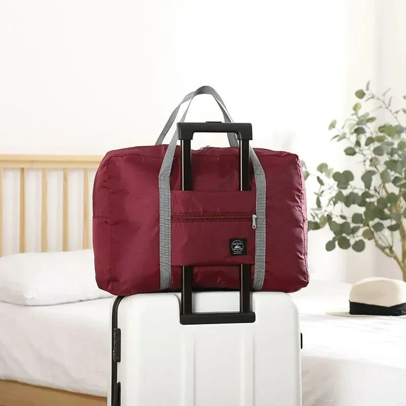 Den ultimata hopfällbara reseväskan – perfekt för flygbolag och weekendresor