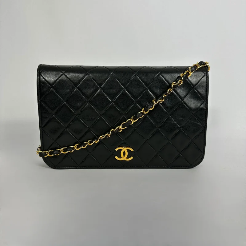 Chanel Single Flap Bag Lammskinn Läder