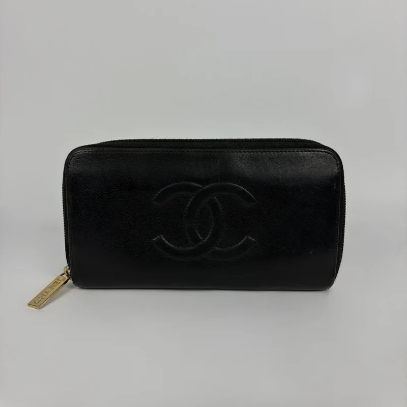 Chanel Caviar stor CC-plånbok med dragkedja
