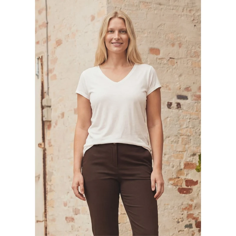 T-shirt Nugga v-neck