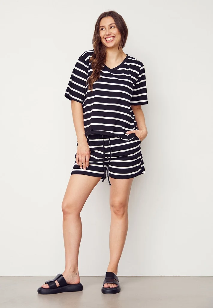Shorts Hanna, black/broken white