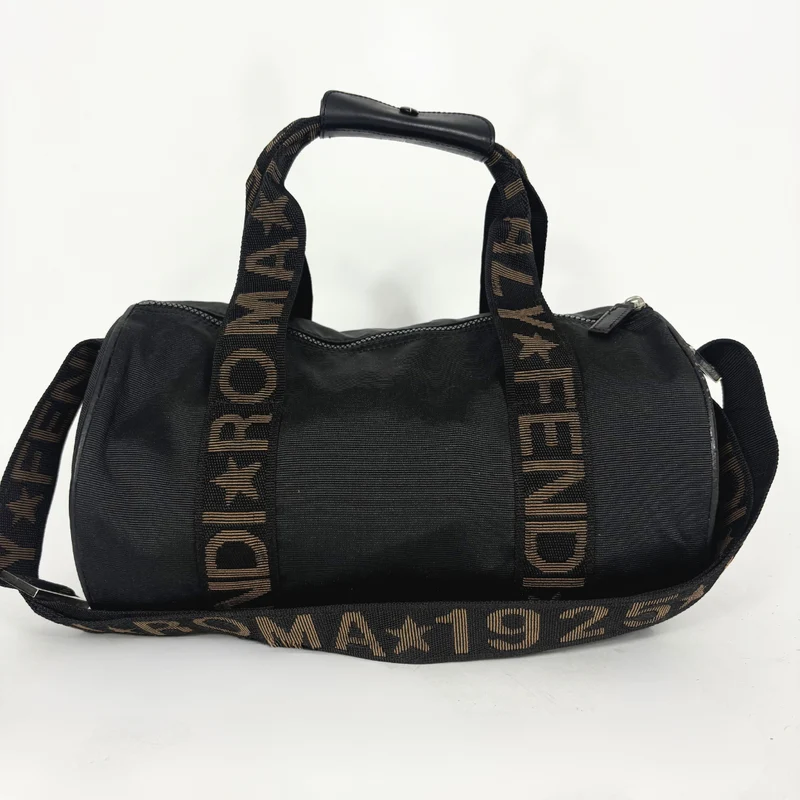 Fendi Svart Papillonväska