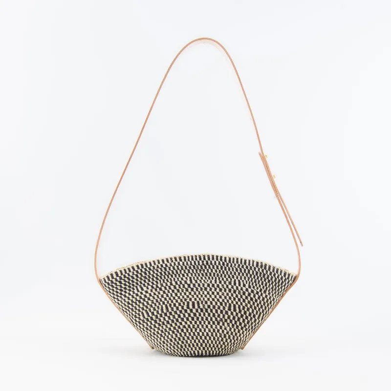 Crossbody Basket Natural