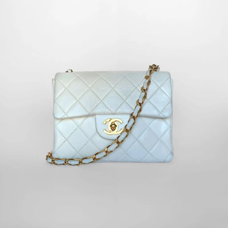 Chanel Classic Flap Bag Mini lammskinns läder