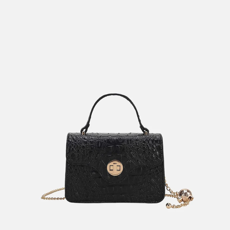 Mae Shoulder Bag