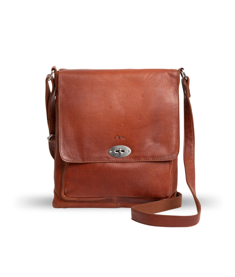 BHC Tiramisu Large Flapbag Cognac