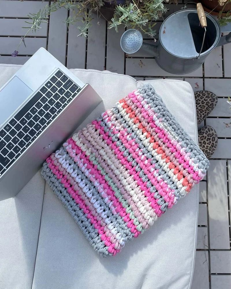 Laptop case Iris Pearl grey