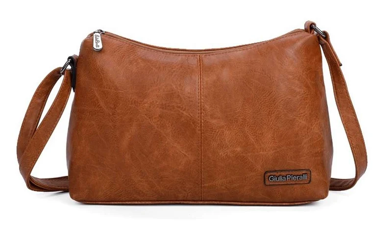Giulia Pieralli Classic U-shaped Shoulderbag Light Cognac