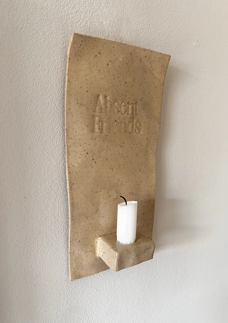 Vägglampa Absent Friends