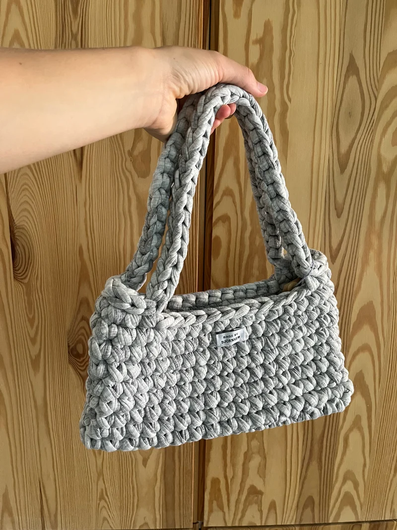 Malin: double grey - Virkad Väska