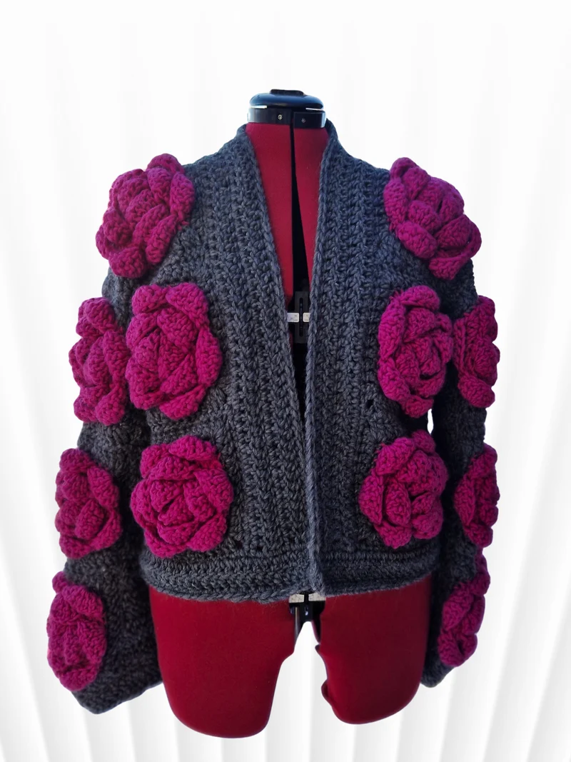 Statement Rose Virkad Kofta – 100% Ull