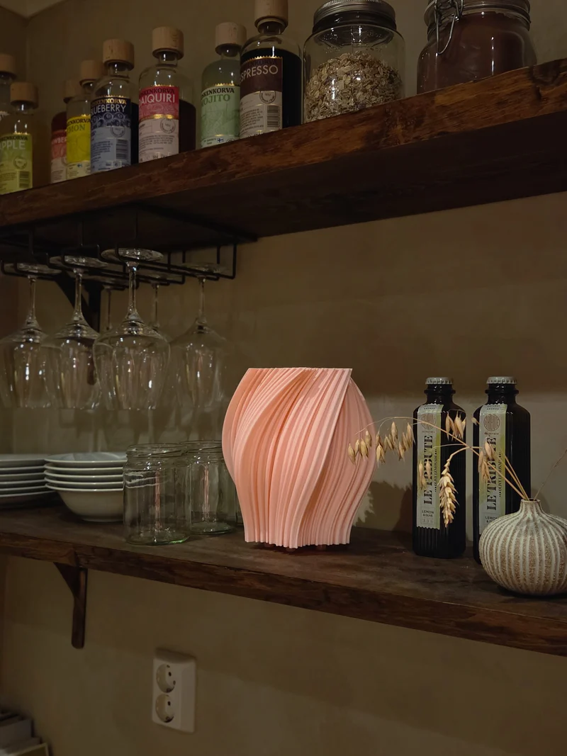 Korall Bordslampa - Strawberry Milkshake