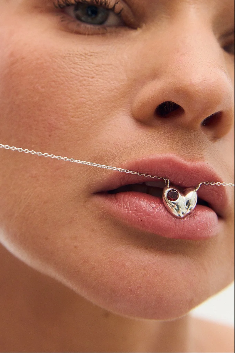 Garnet Pulse Halsband