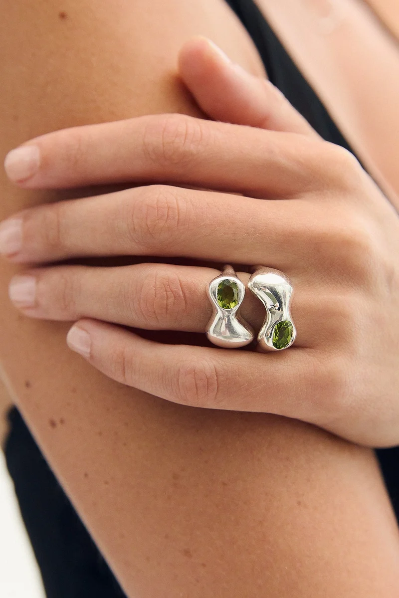 04 Ring