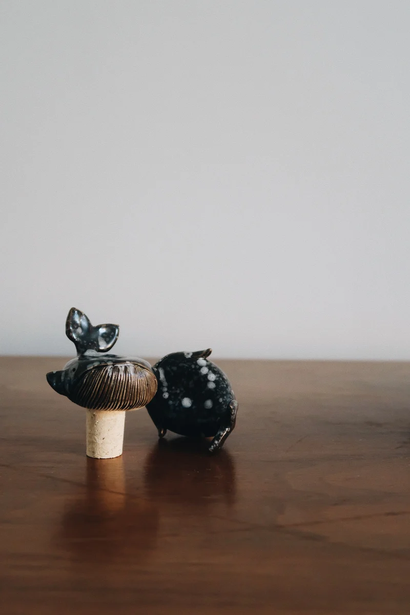 Cork Whale - Svart Med Fläckig