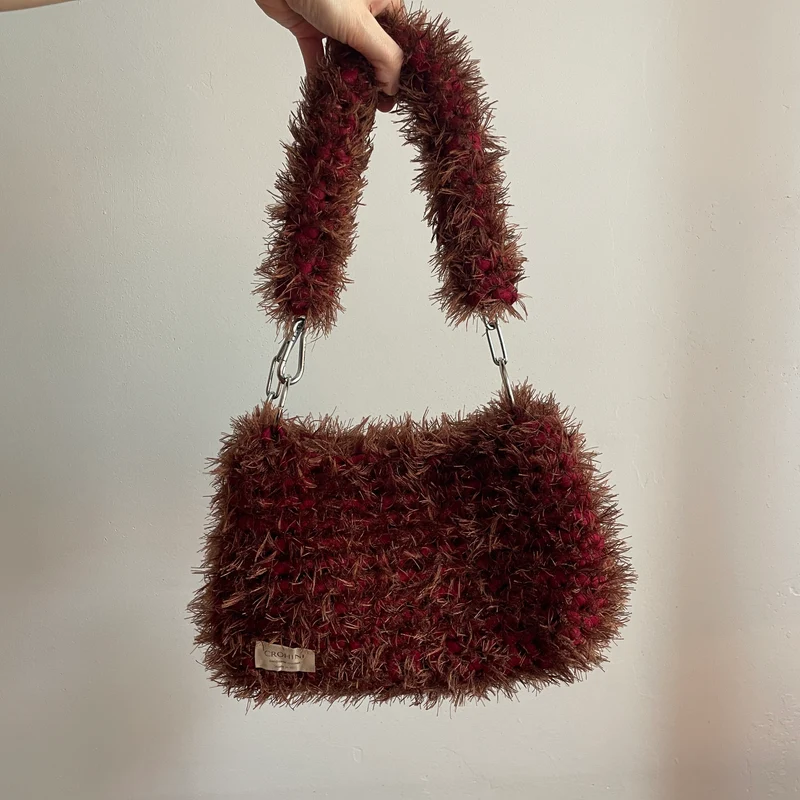 Fluffig Burgundy JOE Virkad Väska