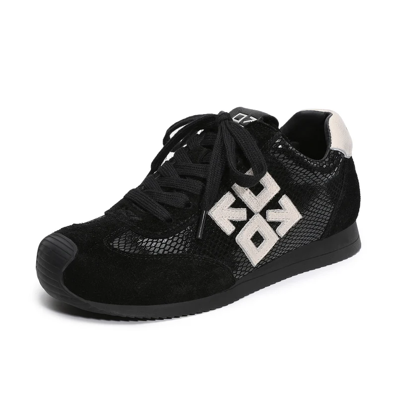 Women's Retro Patchwork Leather Flat Casual Sneakers