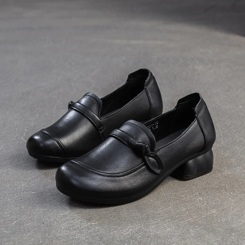 Women's Retro Plain Leather Chunky Heel Loafers