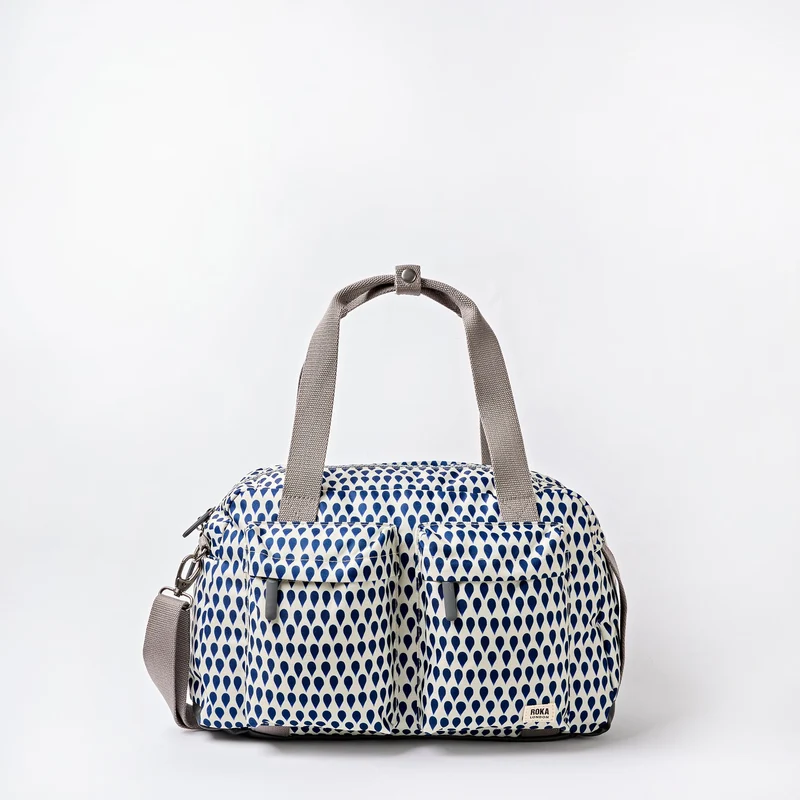 ROKA Gatwick Liten Återvunnen Canvasväska | Denim Rain Indigo