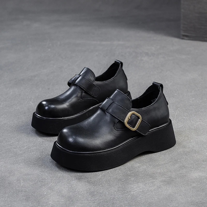 Women Retro Solid Soft Leather Round Head Loafers