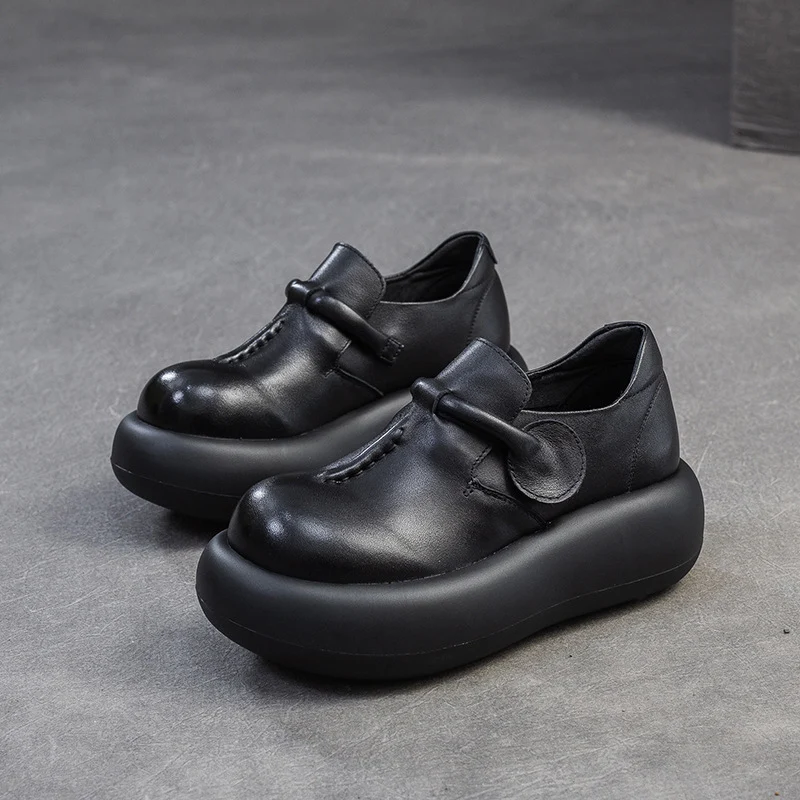 Women Retro Solid Leather Thick Soled Casual Shoes
