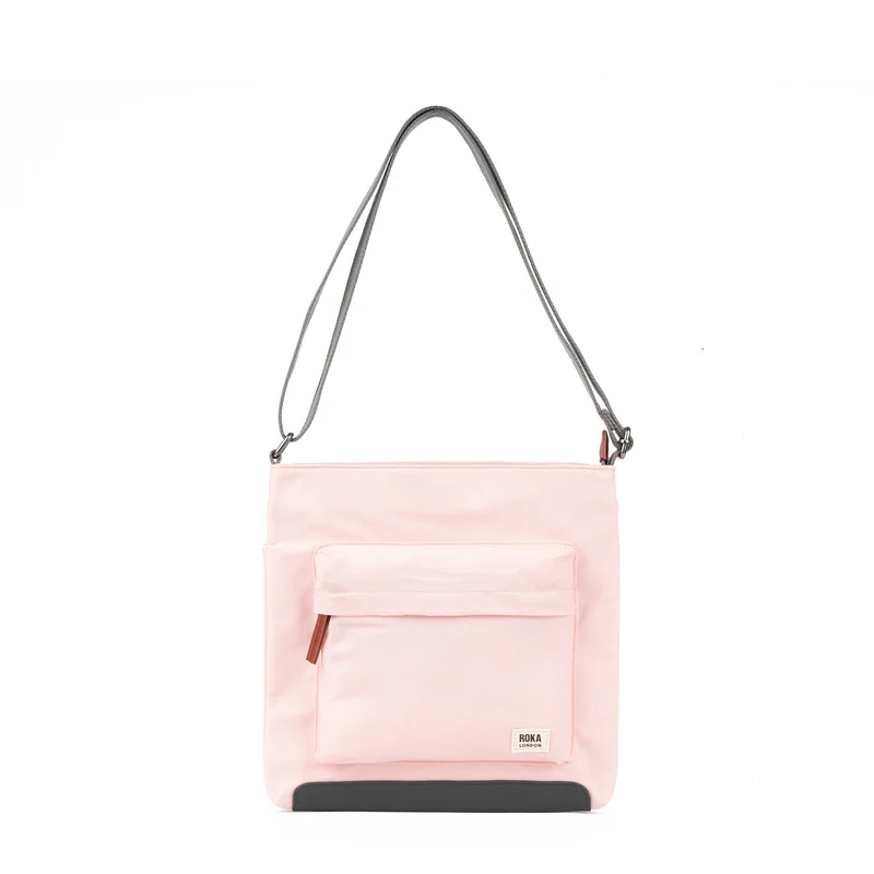 ROKA Kennington B Medium Återvunnen Nylonväska - English Rose