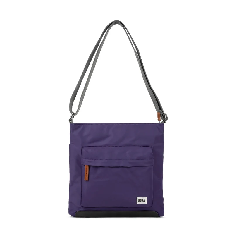 ROKA Kennington B Mulberry Medium Återvunnen Nylonväska