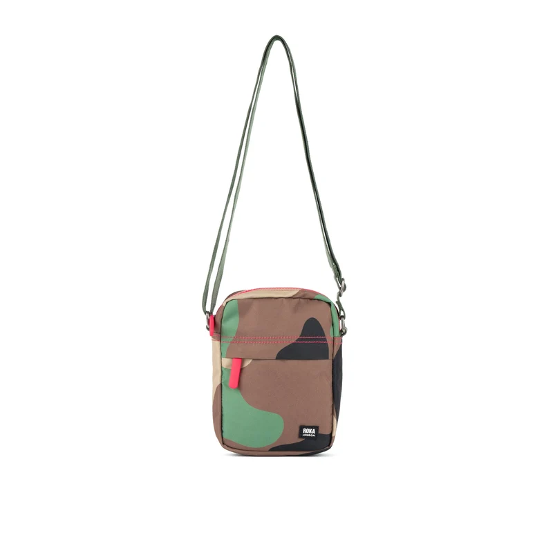 ROKA Bond Vintage Camo-väska i återvunnen canvas