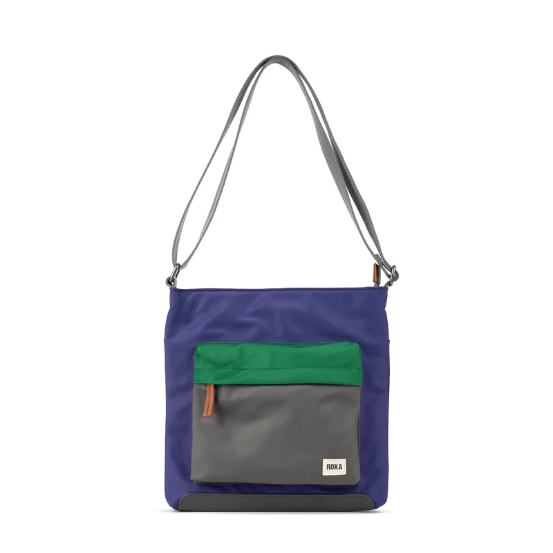 ROKA Kreativt avfall Kennington B Medium Återvunnen Nylon Edition 3 Väskor